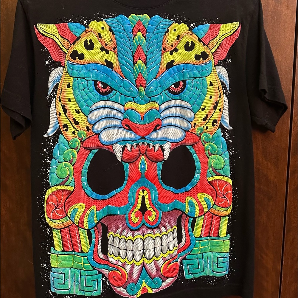 Source Unknown Black Tee With Vibrant Multicolor … - image 1